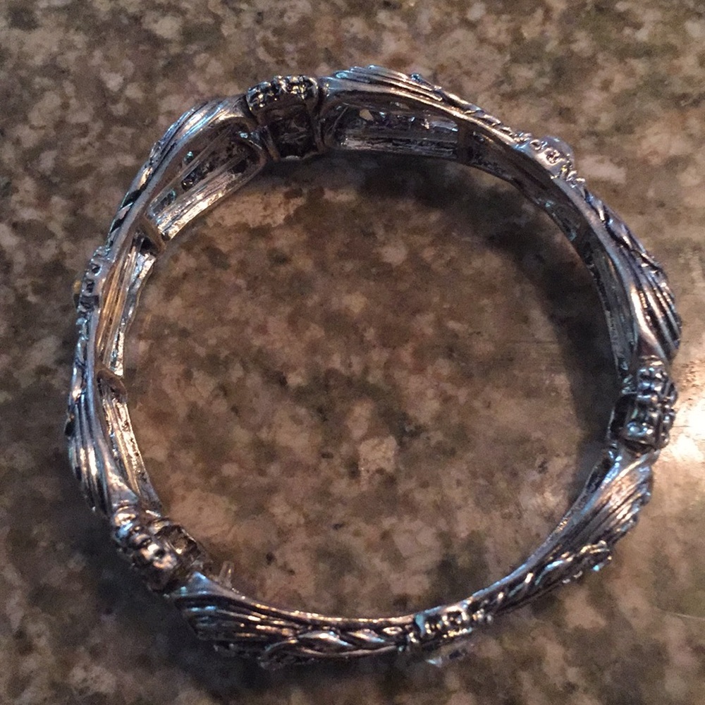 Two Interesting Silver Bracelets - Picture 3 of 4
